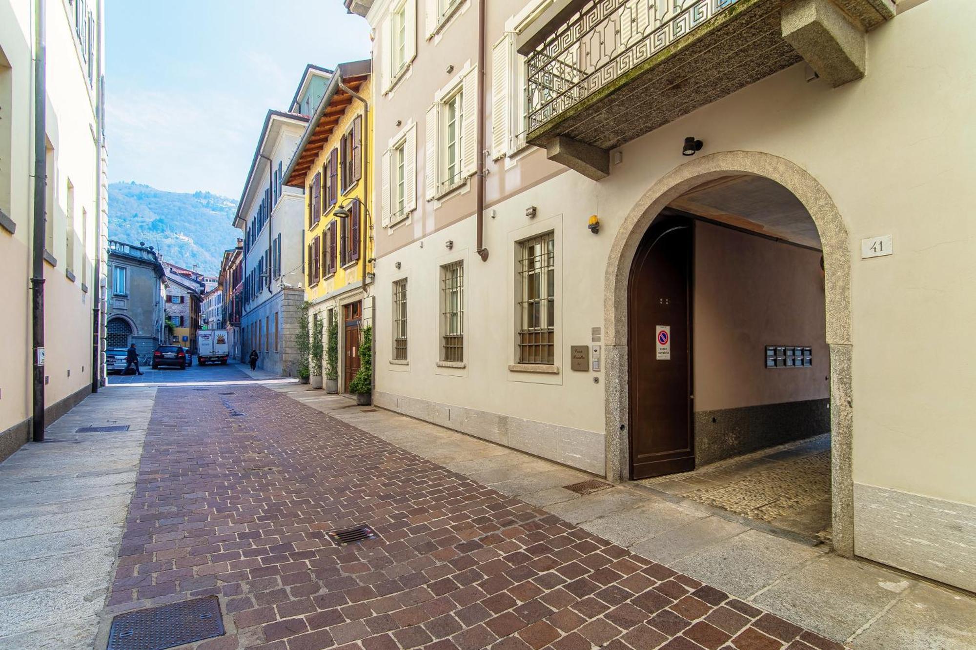 La Casa Di Carlotta - Urban Retreat In Côme Esterno foto