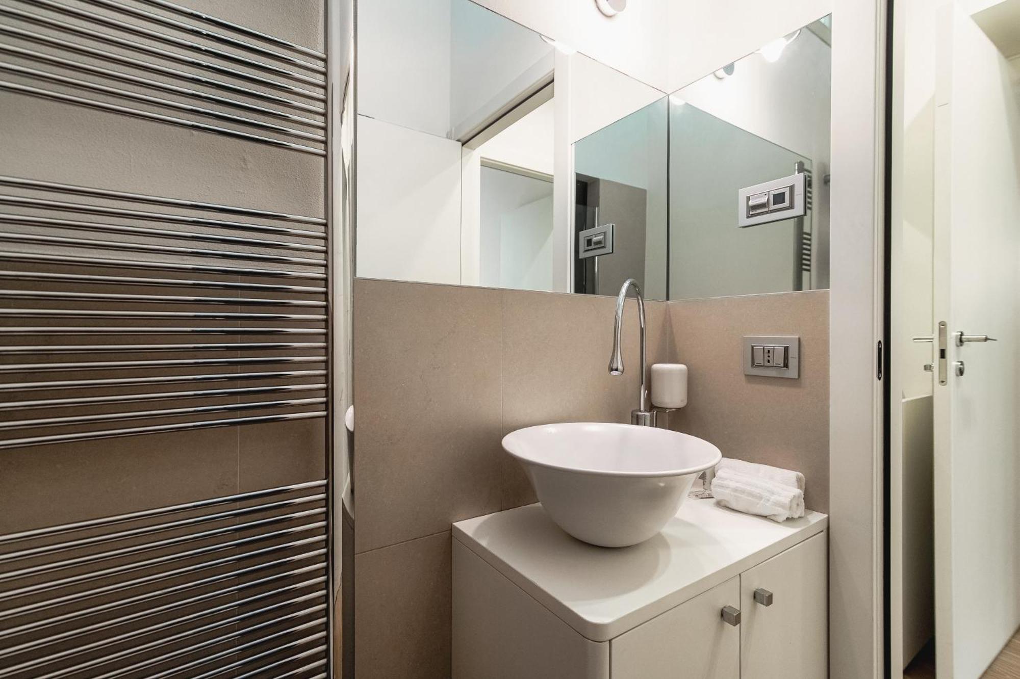 La Casa Di Carlotta - Urban Retreat In Côme Esterno foto